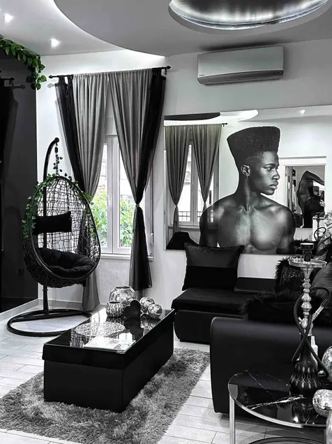 Lux Apartment in Downtown - Image 1