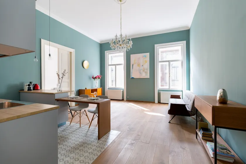 Grand Budapest Apartment - Image 1