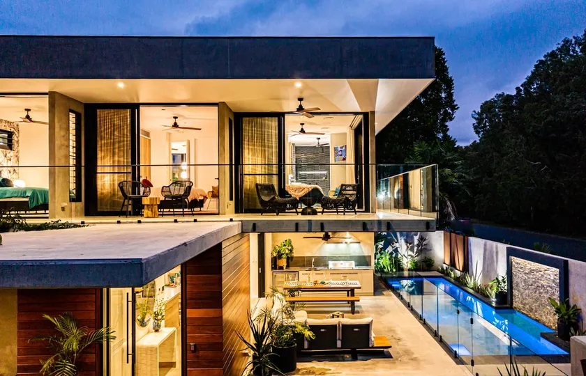 Capella Port Douglas | Luxury Holiday Home - Image 1