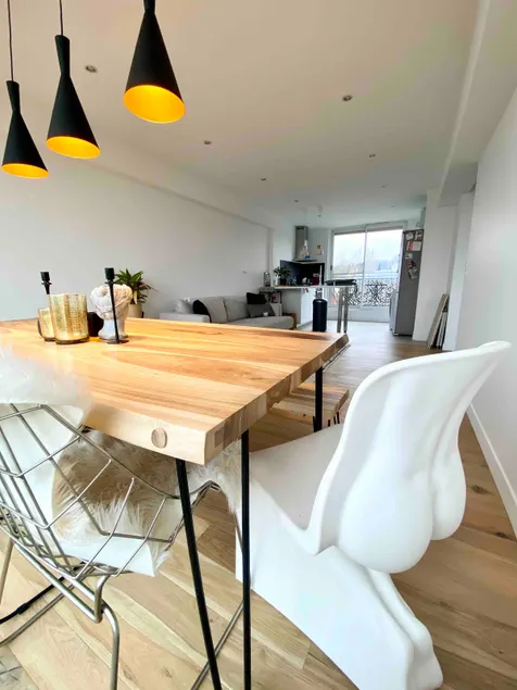 Light-filled appartment w terrace, close to Paris - Image 1