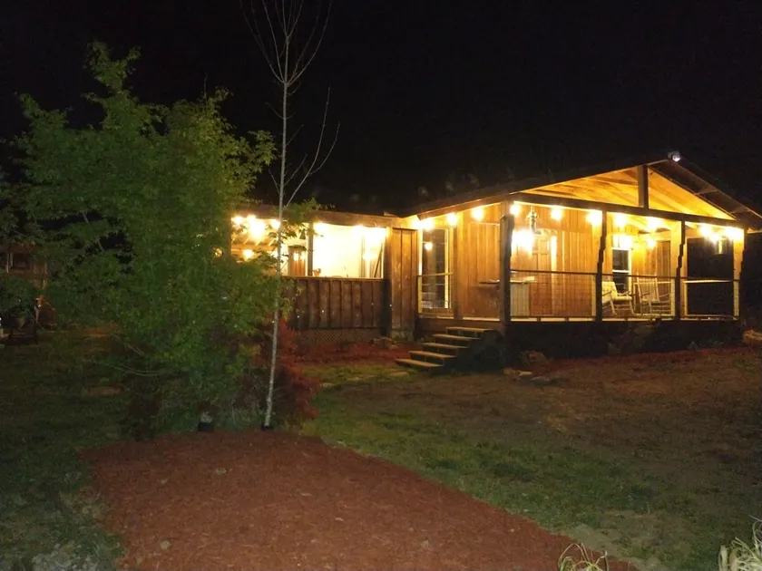 Paradise Mountain Getaway! Hot Tub to Relax after Hiking, Fishing, & Fun Here!  - Image 1