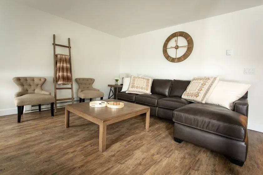 MODERN Country Retreat! 6 miles to Ithaca & hiking - Image 1
