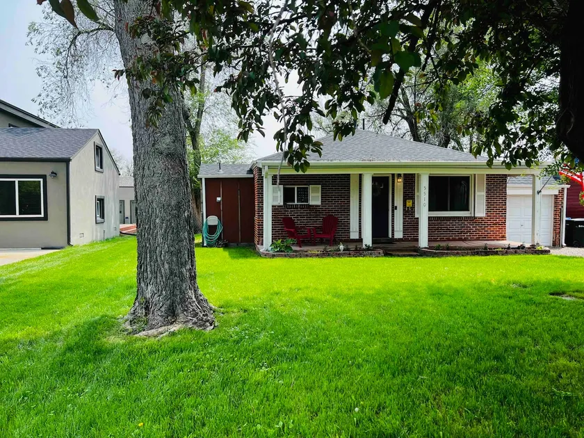 Olde Town Craftsman Charmer! - Image 1