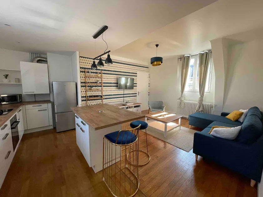 Quiet and warm apartment in the city center. - Image 1