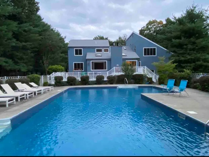 6 Bedroom Elegant and Comfy Upstate Oasis SANITIZED - Image 1