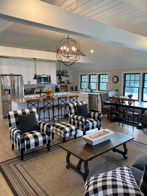 Beachside Paradise!! - Image 1