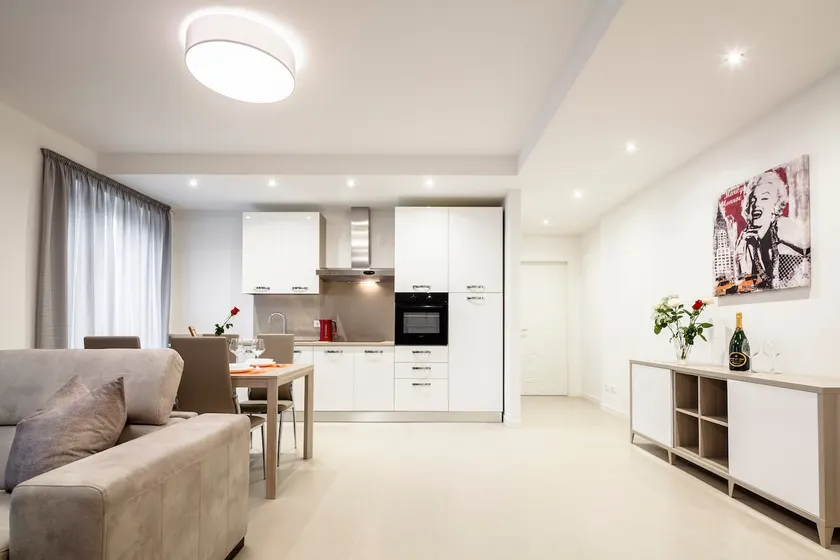 Fior Apartments - Rosa - Image 1