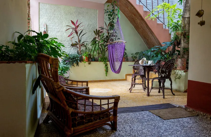 Hostal hammerhead Hab2 - Image 1