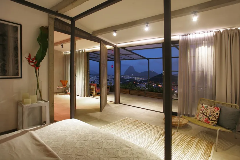 Romantic loft with panoramic view of Rio - Image 1