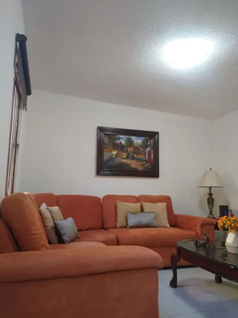 Nice single house, close to Galleries and Averanda - Image 1