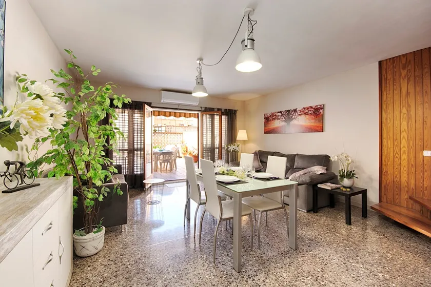 Hus i centrum af Calella, med aircondition, ved siden af ​​stranden - Image 1