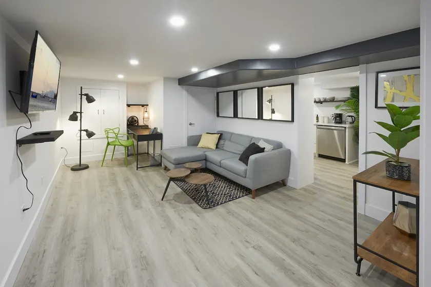 HM2 House on the Hill--Cozy Basement Unit by HWY 8 - Image 1