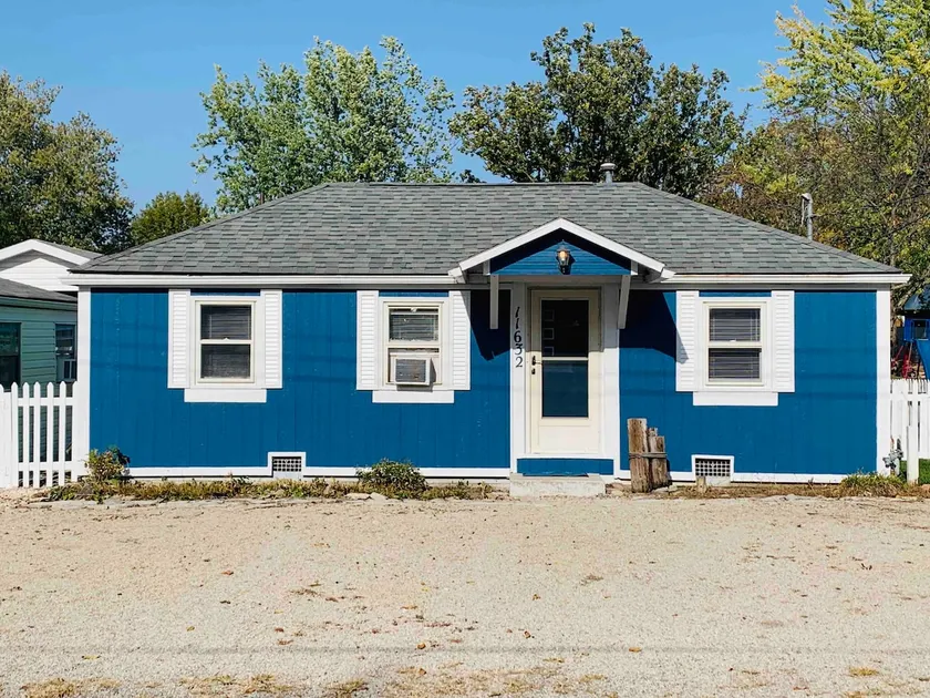 The Cottage at Indian Lake - Image 1