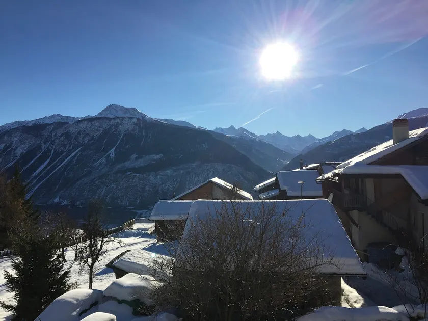 Crans Chalet LINA 4 bedrooms and 3 bath - Image 1