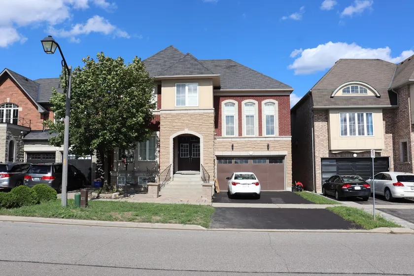 Spacious 3 Bedroom walkout Basement Apartment - Image 1