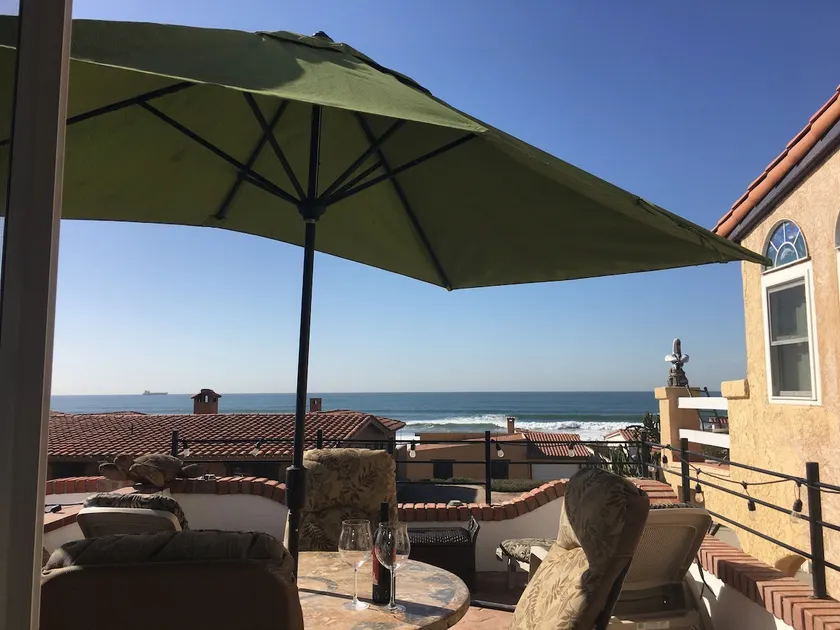 Beach Retreat - Image 1