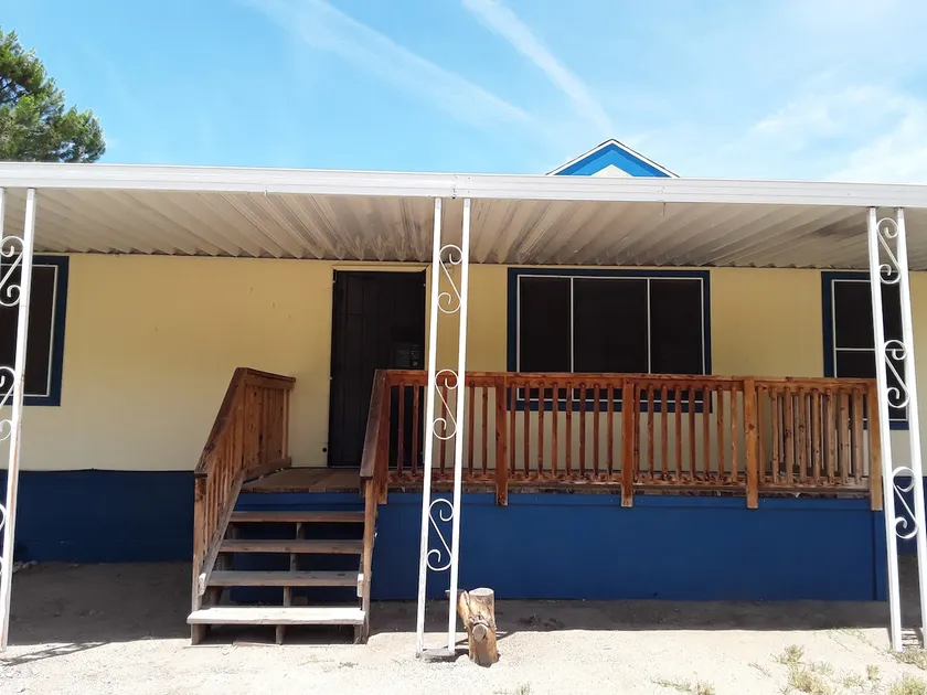 Hirani's Tule River Drive Air B&B - Image 1