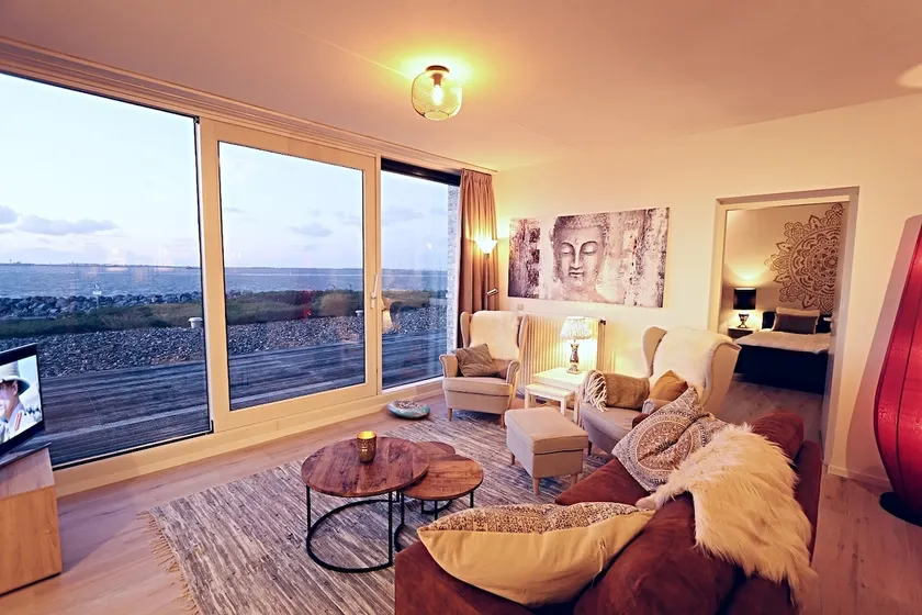 Apartment with Beautiful Sea View - Unique Location - Image 1