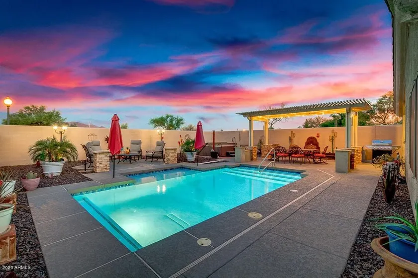 Estrella Mt. Retreat/Includes Free Heated Pool - Image 1