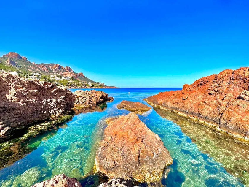Superb 6 beds 200 m from the sea - terrace/air/ac - Image 1