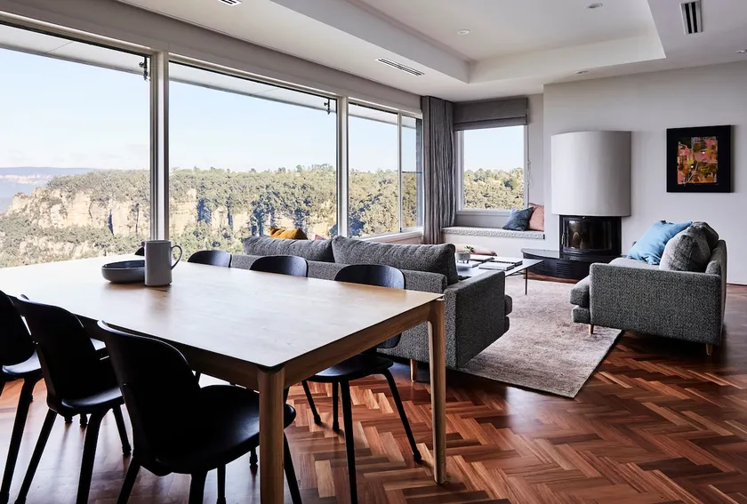 Cloud Parade | Escarpment Views Luxurious Home - Image 1