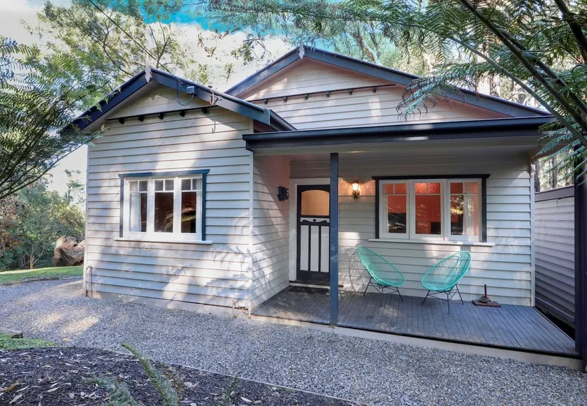 Wildflower Cottage in the Valley - Image 1