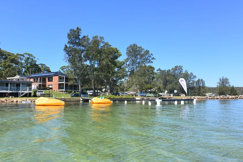 Dungowan Waterfront Accommodation Apt 5 or 6 - Image 1