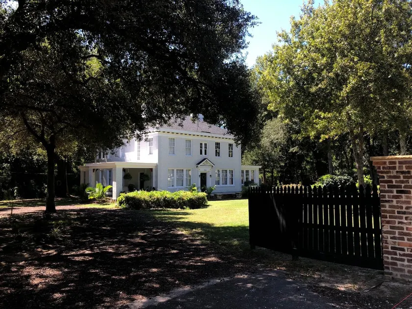 Charming, Italian Renaissance Home MASTERS RENTAL - Image 1