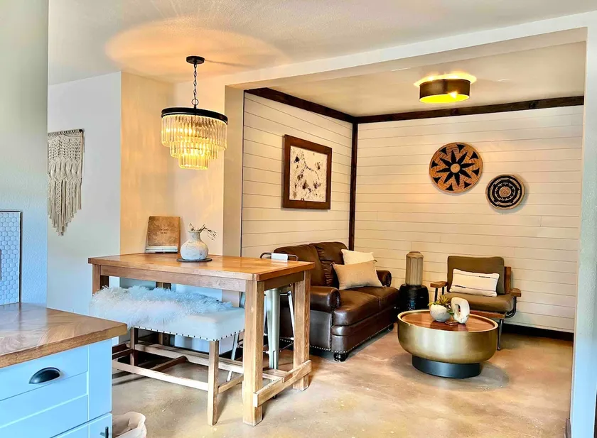 Sequoia Casita ~ Riverfront - Image 1