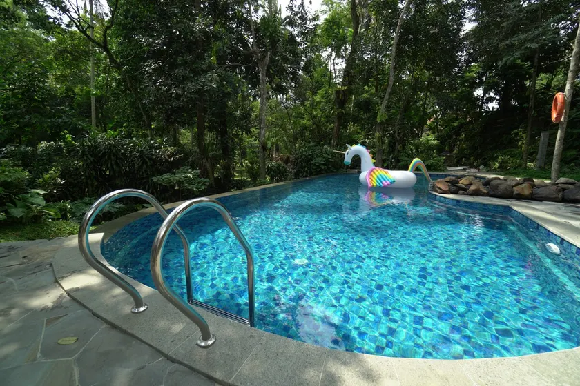 1BR Villa Lavender w/ Shared Pool at Rumah Gadog - Image 1