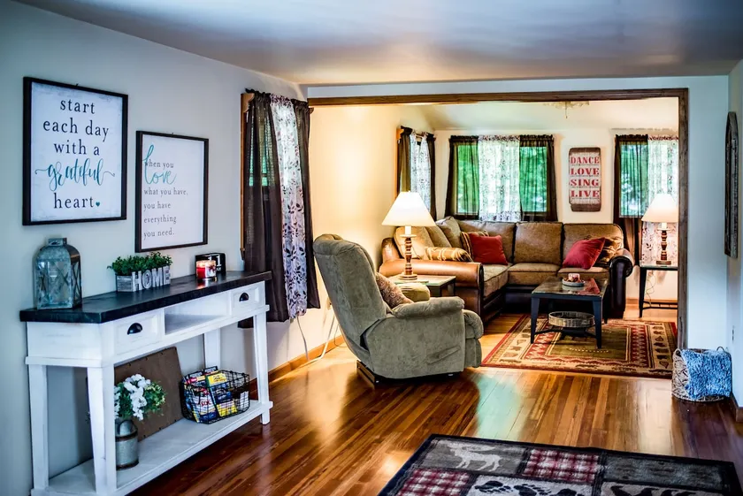 Recently renovated 3 bedroom 2 bath home in the Adirondack Park - Image 1