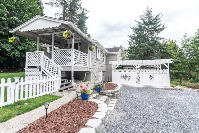 Private House in Woodinville with Hot Tub, close to Wineries! - Image 1