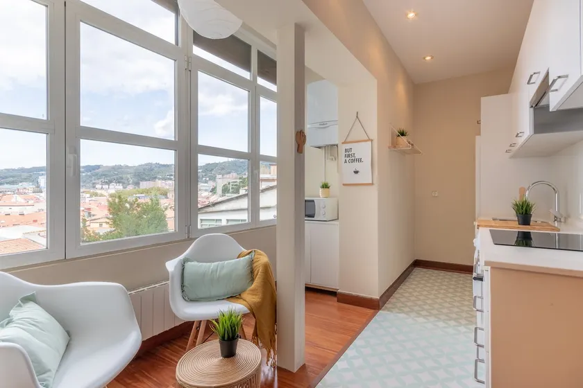 COZY AND WITH VIEWS - Casco Viejo & Parking - Image 1