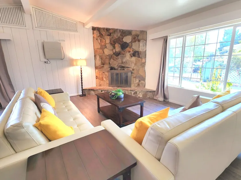 Peaceful 3-Bedroom home with Patio! - Image 1