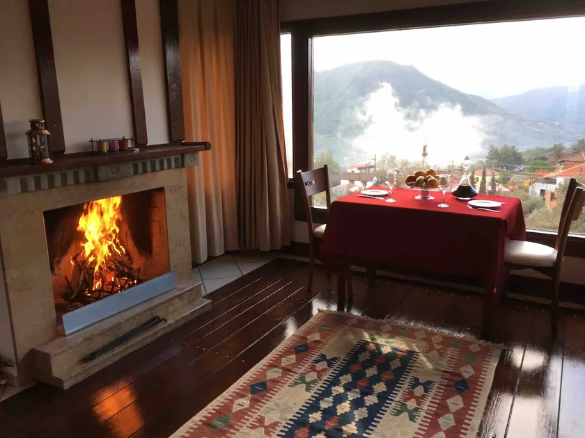 Magical Valley: Panoramic Stone Villa at the Summit - Image 1