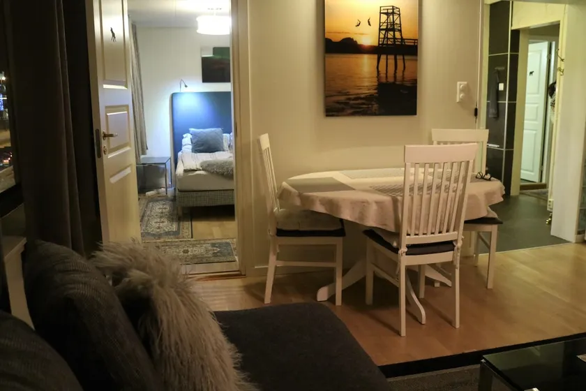 Cosy and cool downtown apartment with a view - Image 1