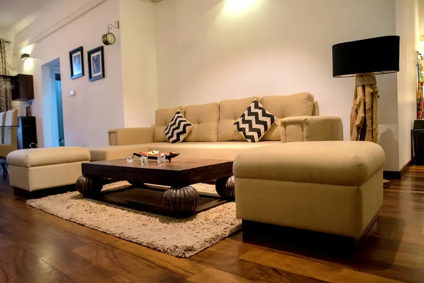 Sea View 2-BR Colonial Style Luxury Apartment - Image 1