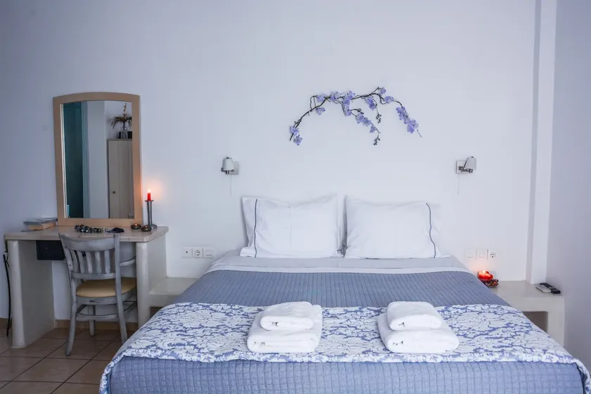 Calderimi studio for 2 in Fira. - Image 1