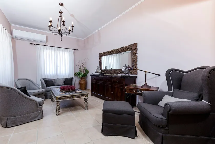 My sweet corner house - Image 1