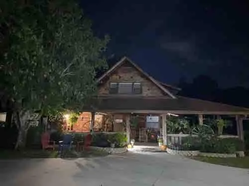 Sanctuary....A Home, Not a Hotel! - Image 1