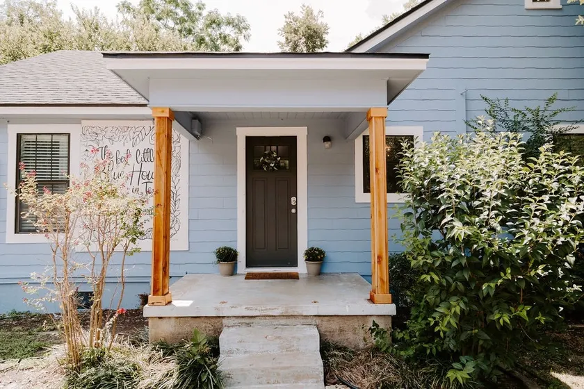 Blue Belle House -Minutes to Magnolia - Image 1