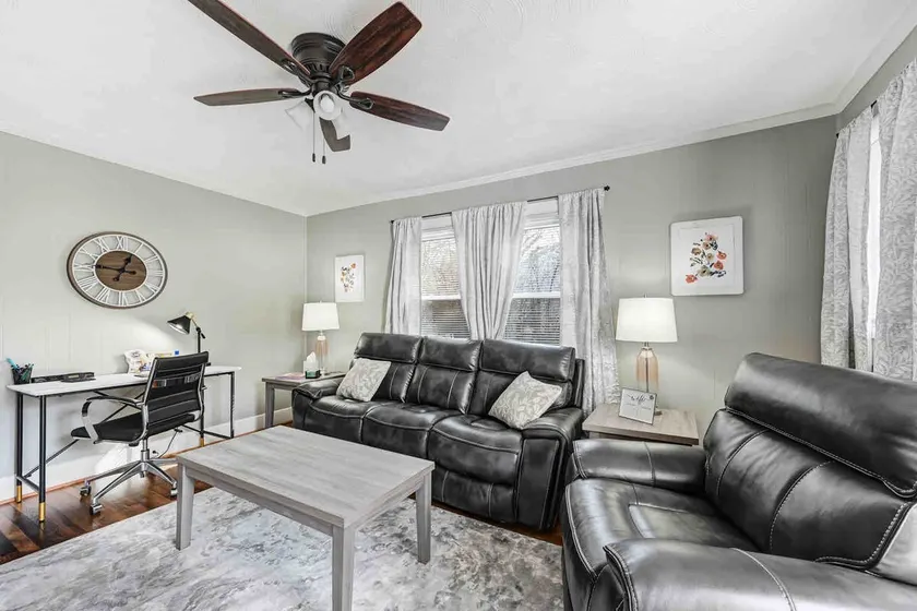 Uptown Cottage - Image 1