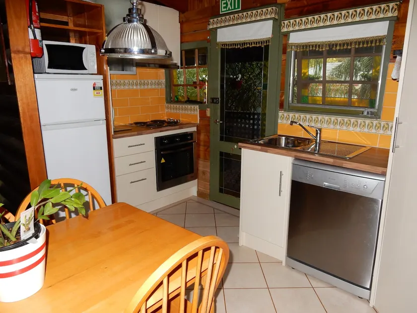 Two-bedroom apartment - Image 1
