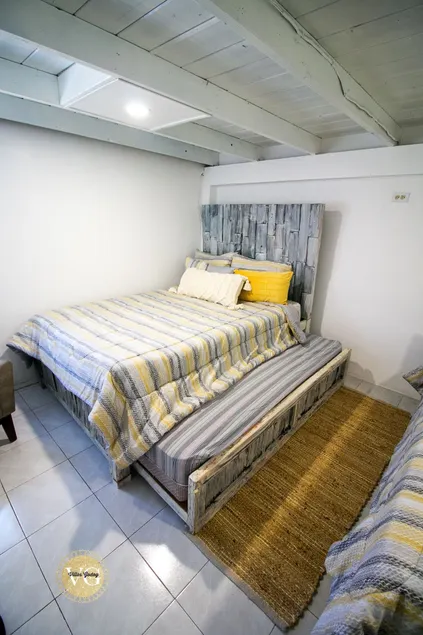 Villa with pool, 10 people - Image 1