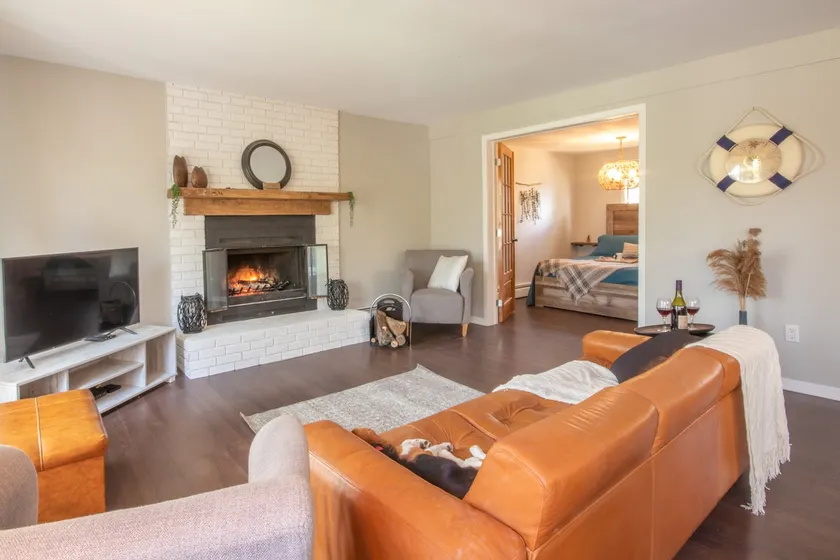 Chalet BIA Foyer & Spa - Image 1