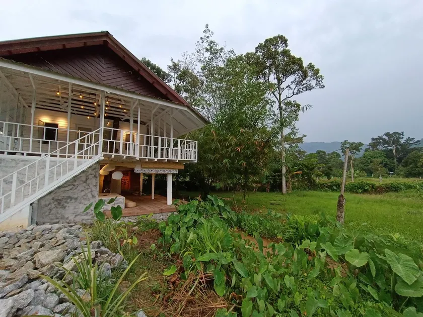 Wabi Sabian Broga, organic farmstay - Image 1