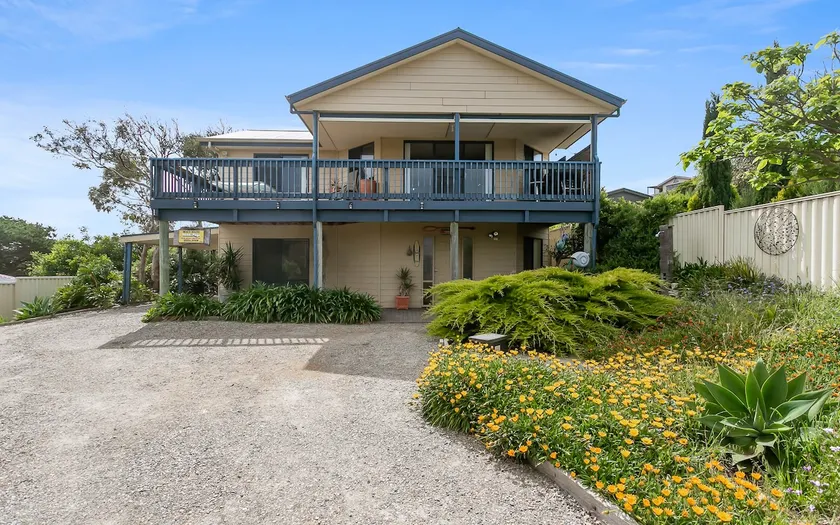 'Beachbound' - a spectacular beachside getaway. - Image 1