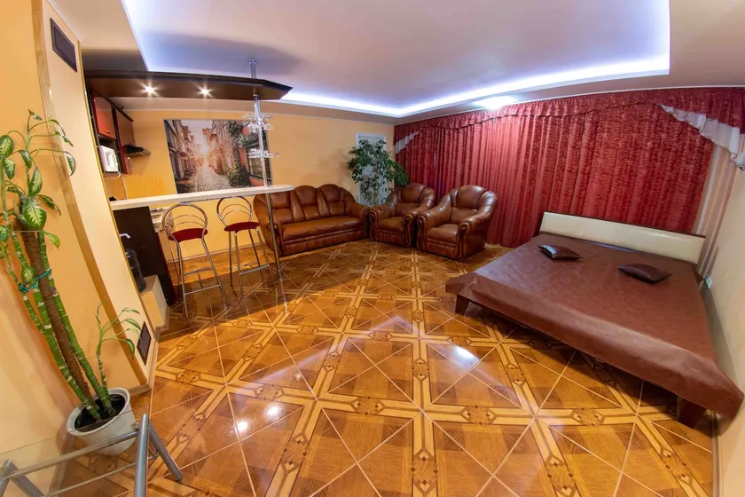 VIP Apartments 11 Kiev - Image 1