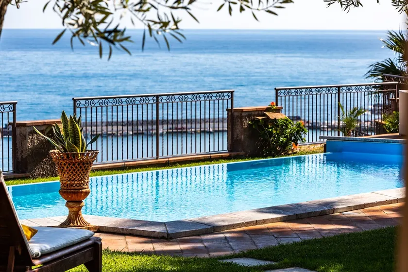 Villa Alba 12, Emma Villas - Image 1