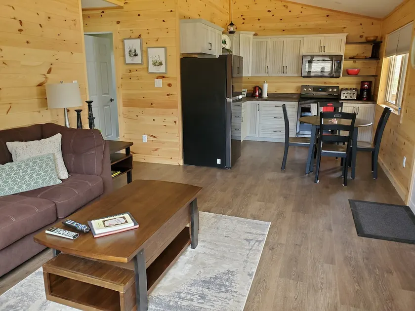 Kapusta (Sunrise) 2 bedroom Cottage - Image 1